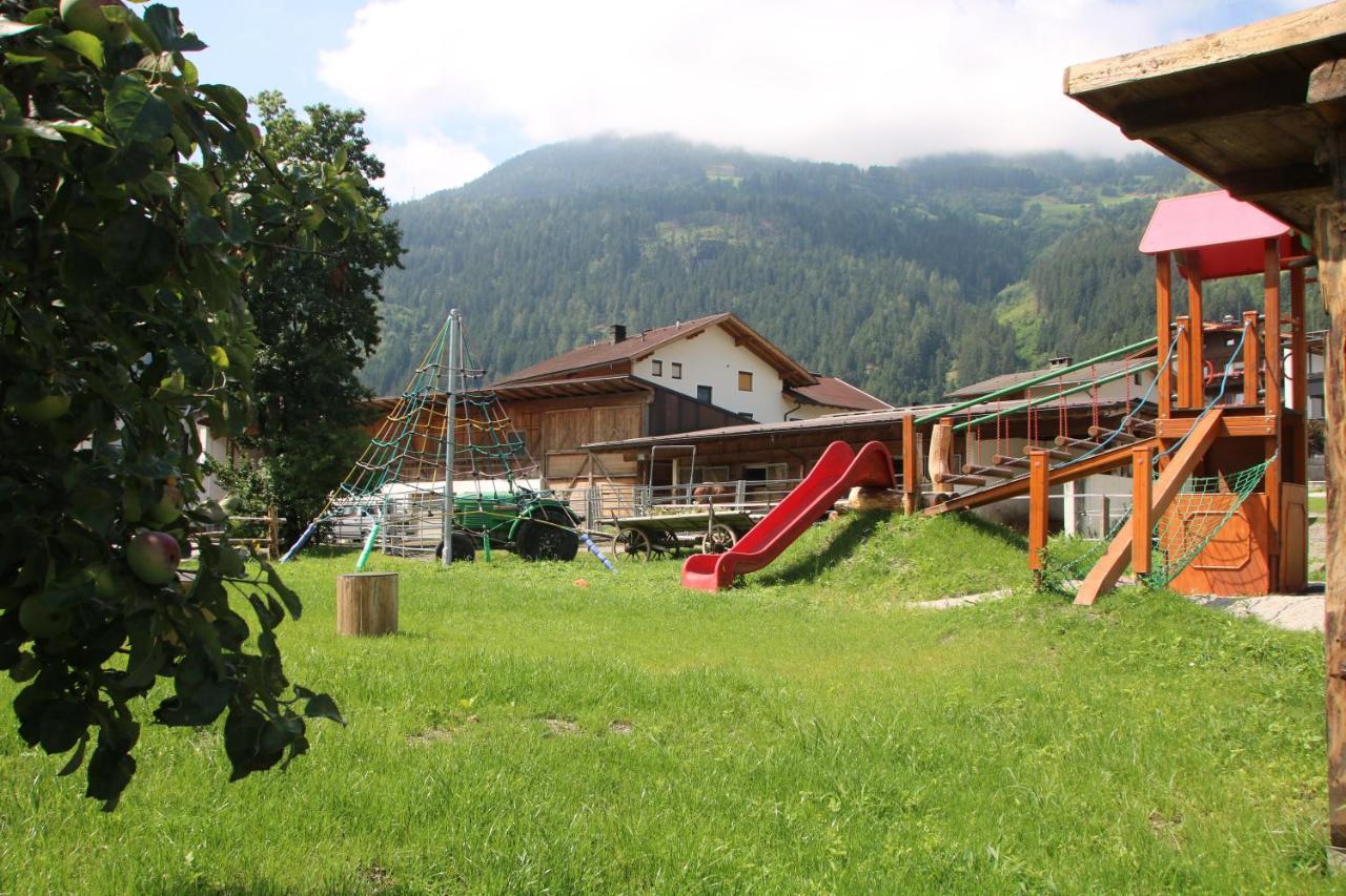 Aschau Im Zillertal Gasthof Zum Lowen מראה חיצוני תמונה